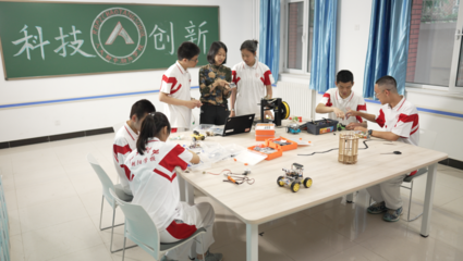 藝術(shù)與科技交融，人大附中朝陽學(xué)校擦亮文化品牌